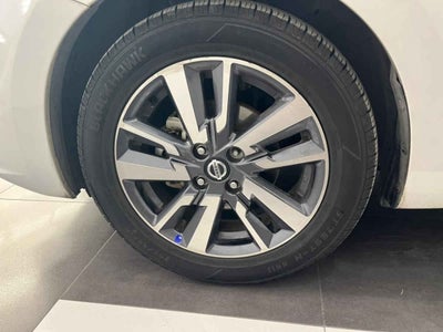 2020 Nissan Versa 4p Advance L4/1.6 Man