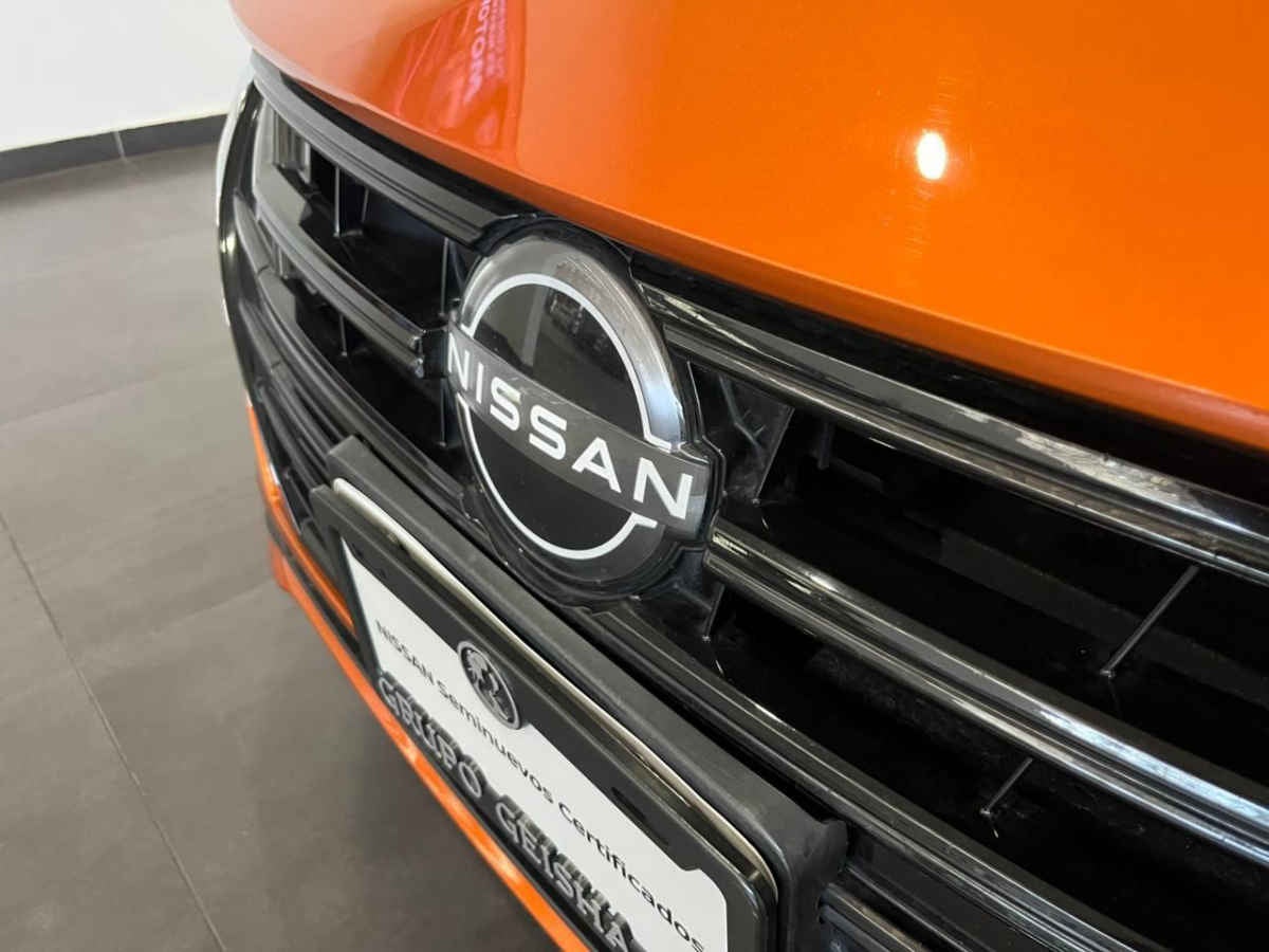 2023 Nissan Versa 4p Advance L4/1.6 Man