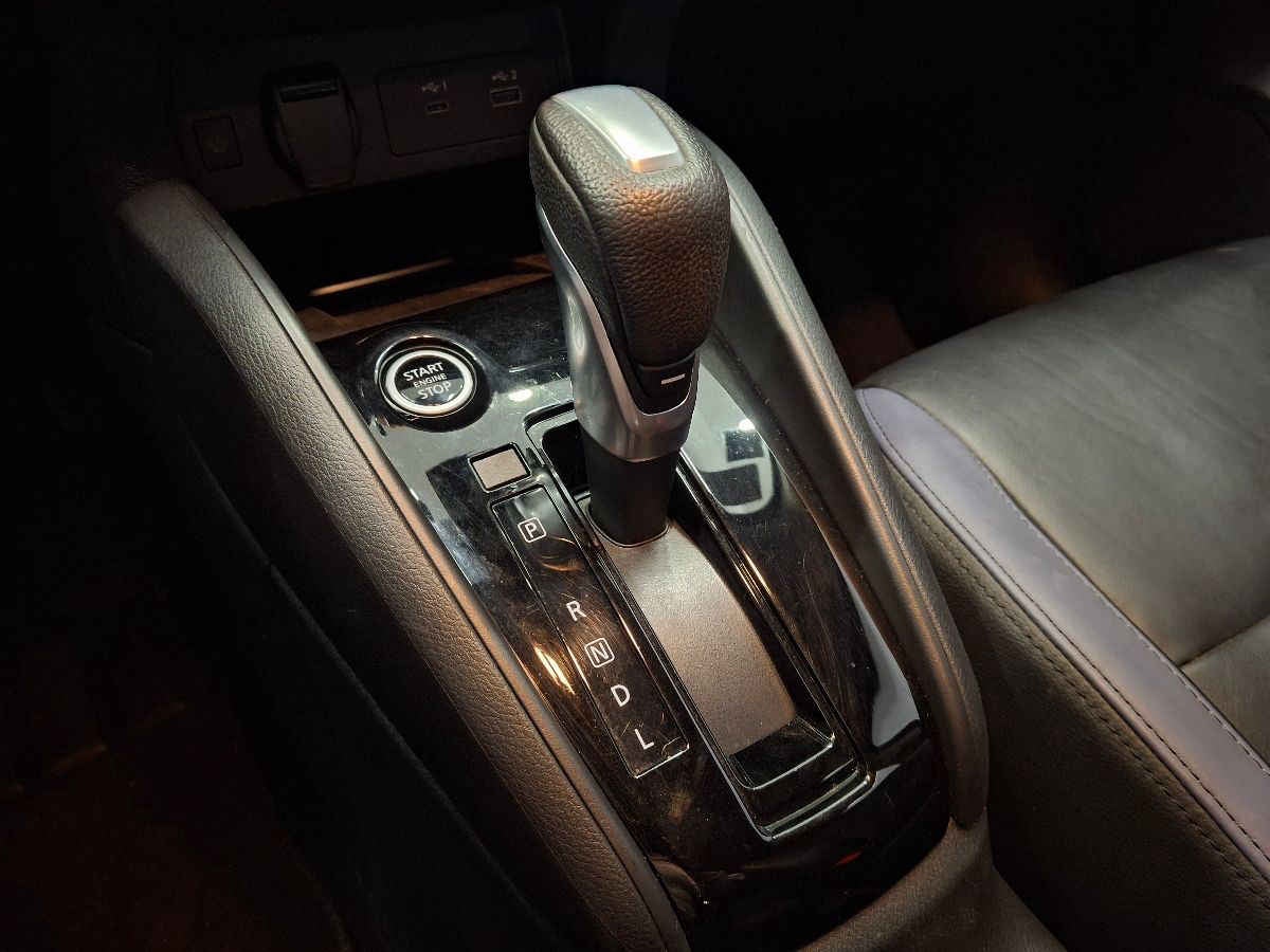 2023 Nissan Versa 4p Exclusive L4/1.6 Aut