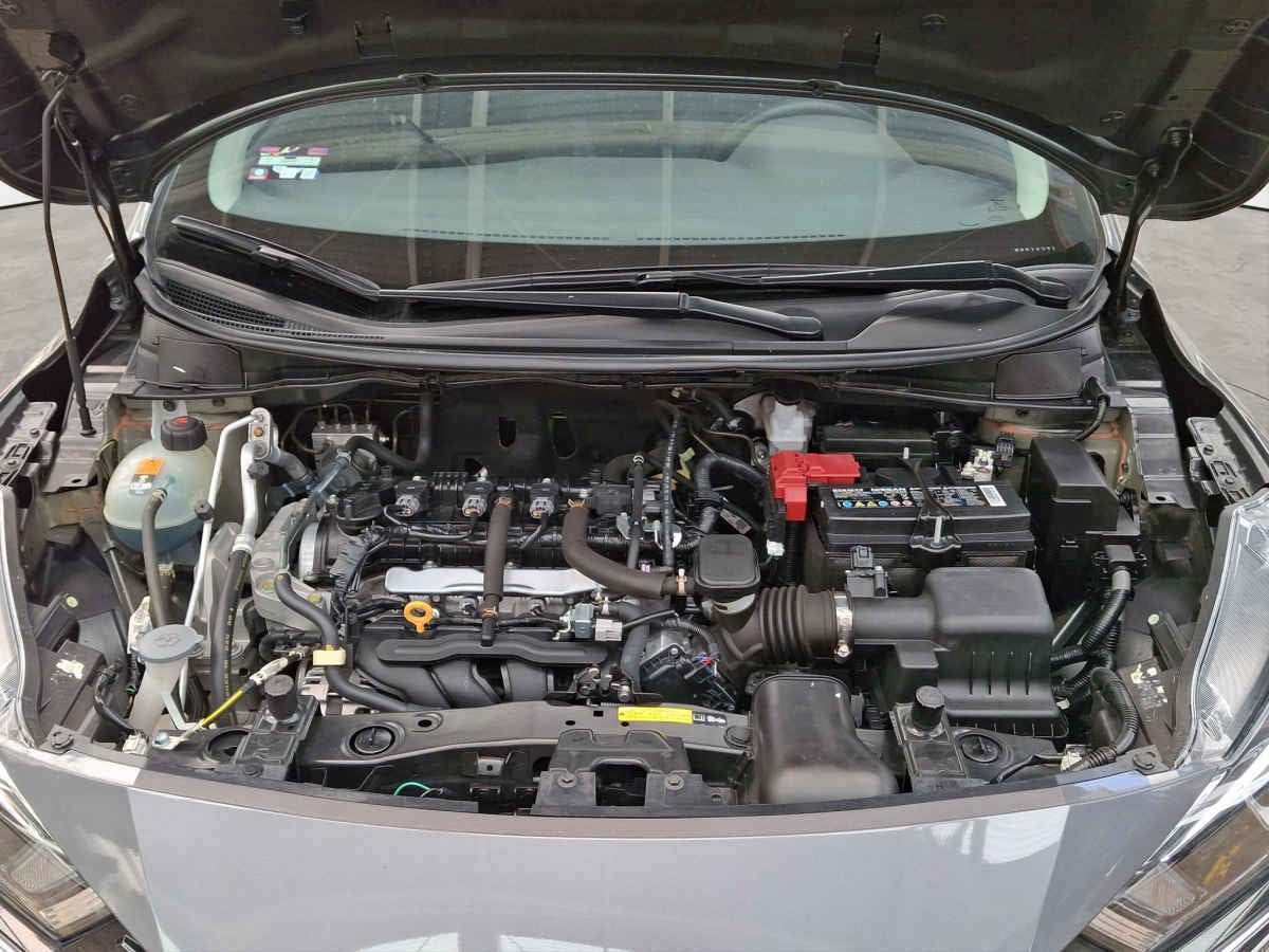 2024 Nissan Versa 4p Exclusive L4/1.6 Aut