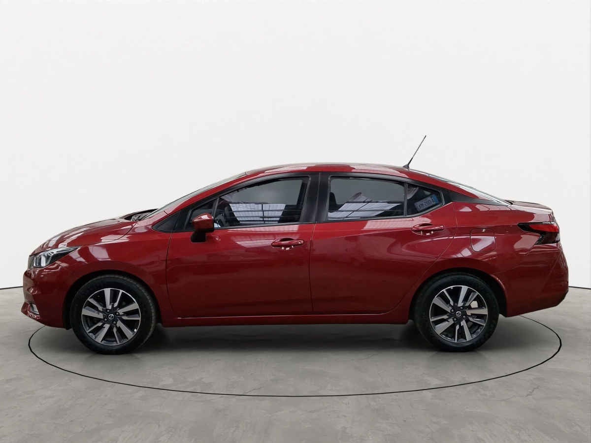 2022 Nissan Versa 4p Advance L4/1.6 Man