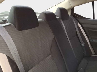 2022 Nissan Versa 4p Advance L4/1.6 Man