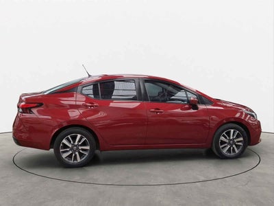 2022 Nissan Versa 4p Advance L4/1.6 Man