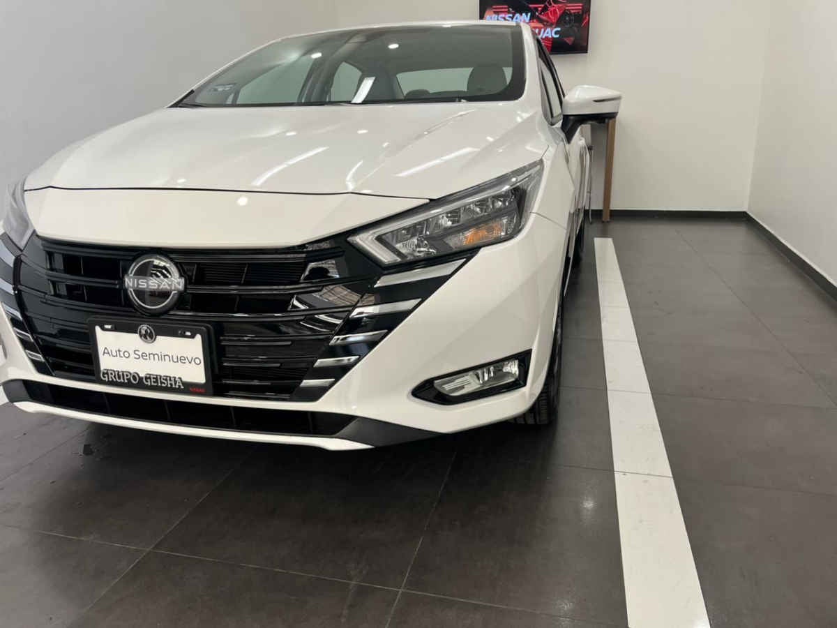 2025 Nissan Versa 4p Exclusive L4/1.6 Aut