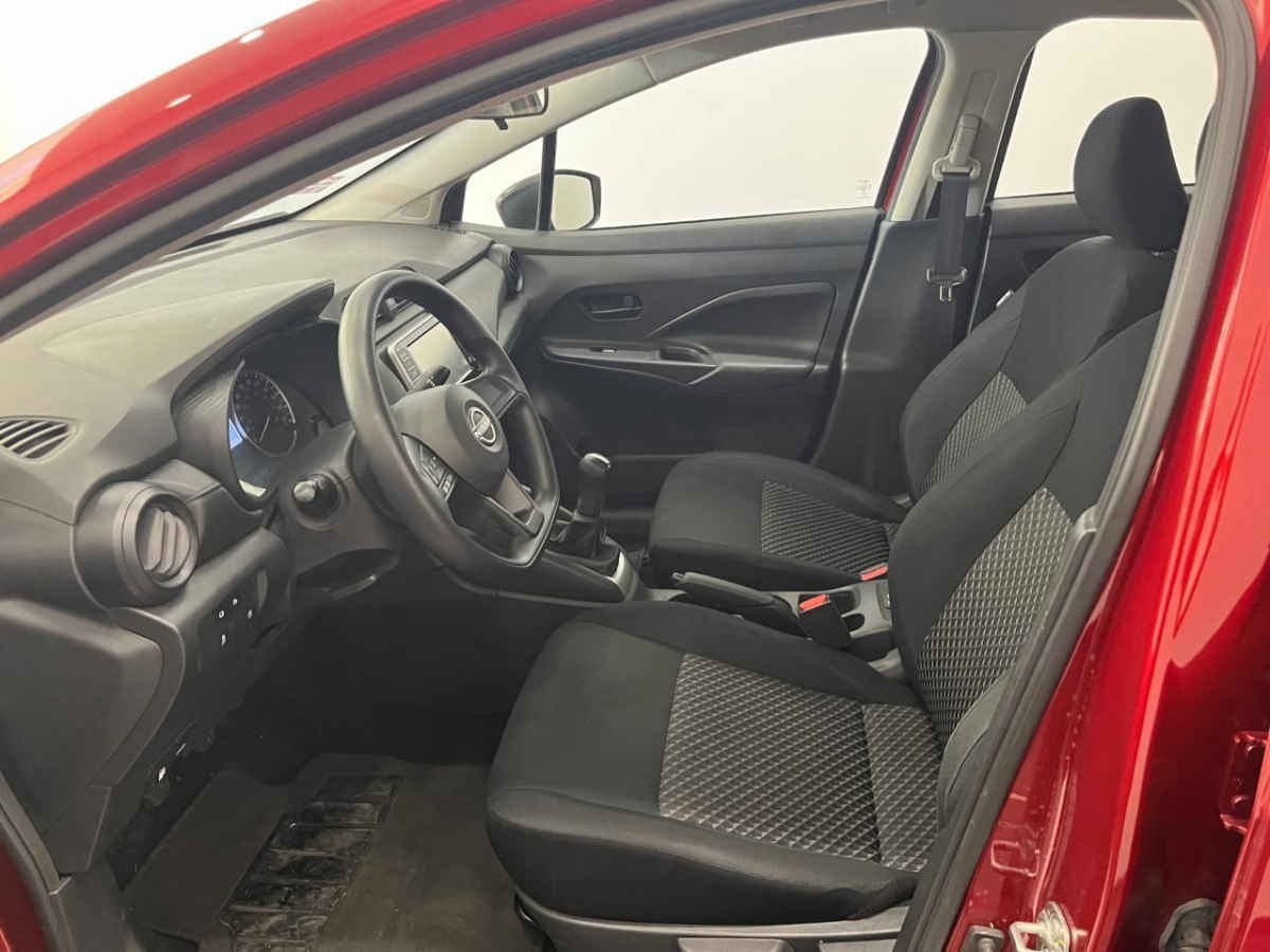 2024 Nissan Versa 4p Sense L4/1.6 Man