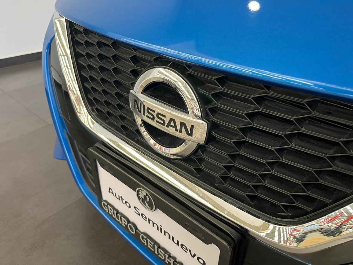 2022 Nissan Versa 4p Advance L4/1.6 Man