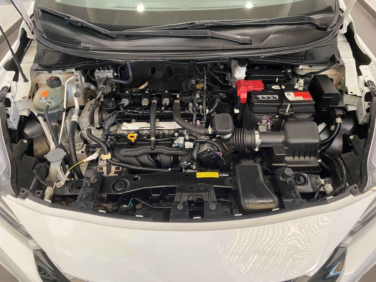 2022 Nissan Versa 4p Sense L4/1.6 Man