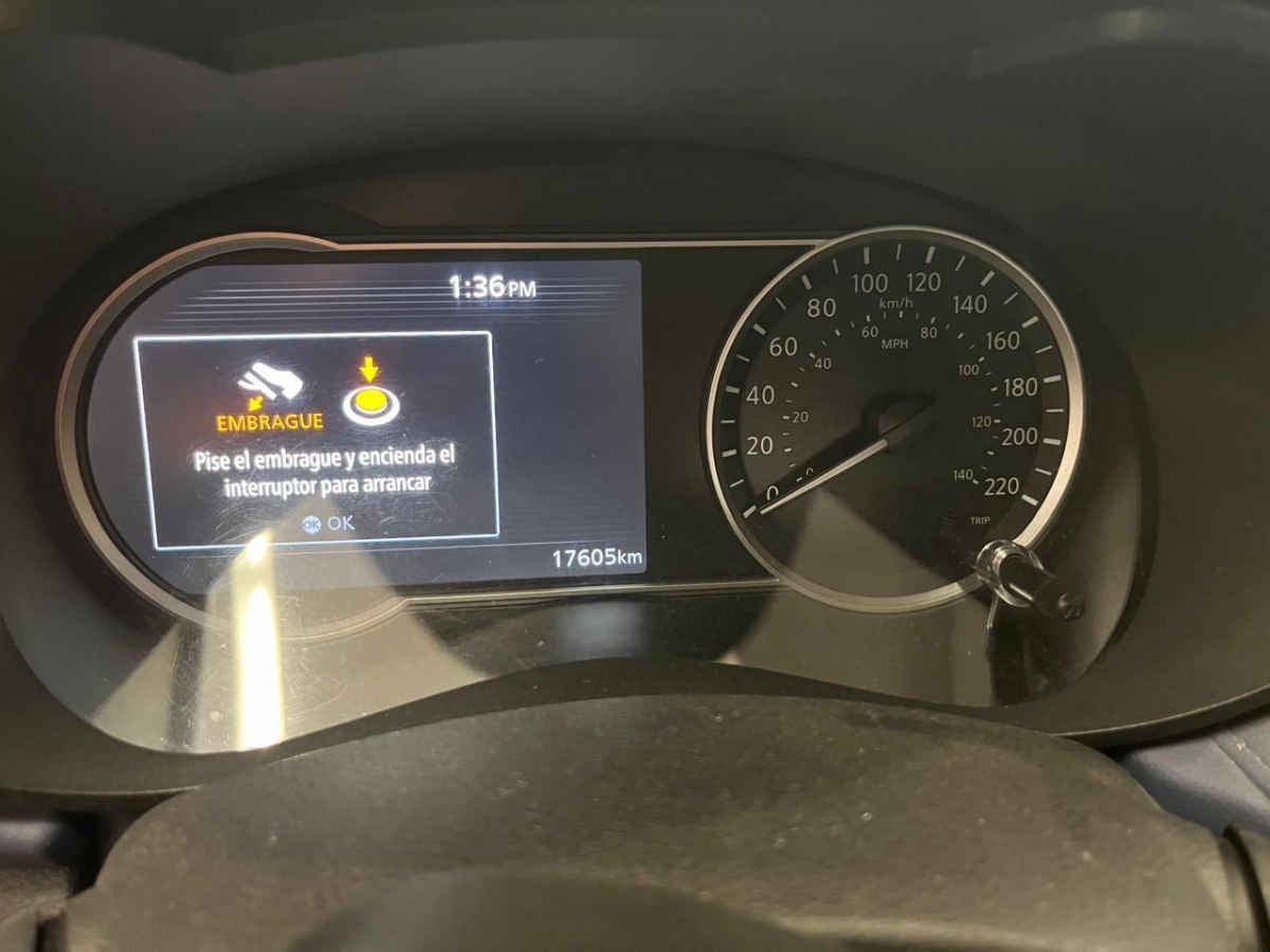 2024 Nissan Versa 4p Advance L4/1.6 Man