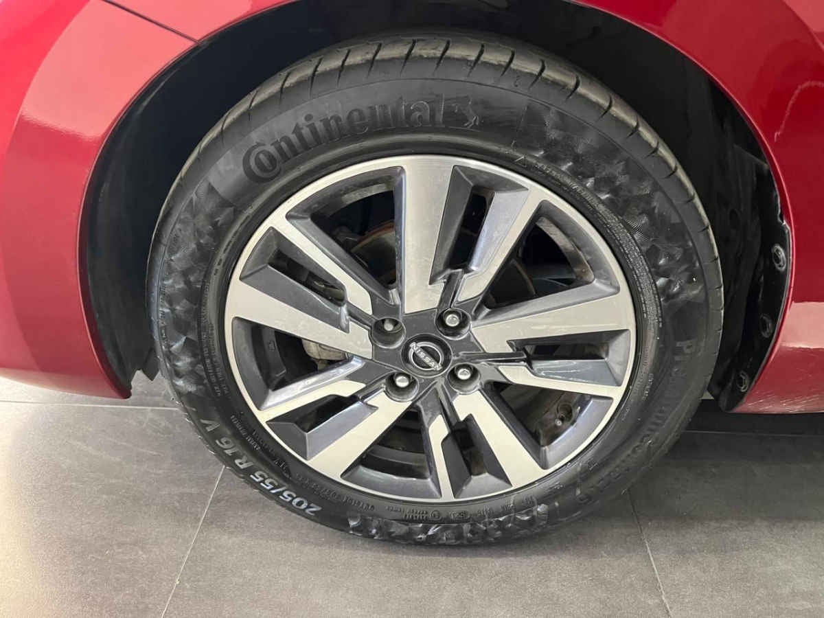 2024 Nissan Versa 4p Advance L4/1.6 Man