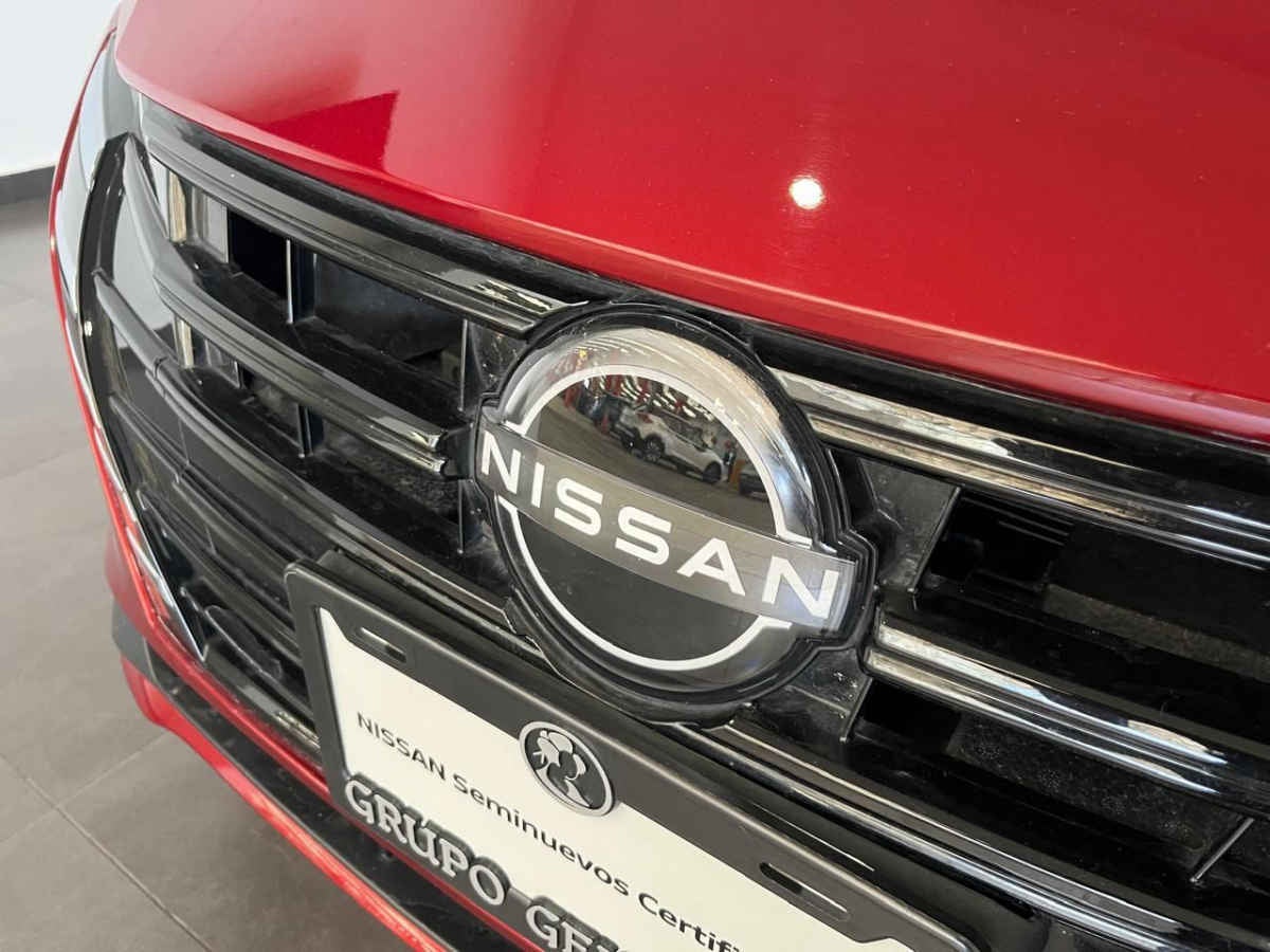 2024 Nissan Versa 4p Advance L4/1.6 Man