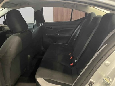 2025 Nissan Versa 4p Sense L4/1.6 Man