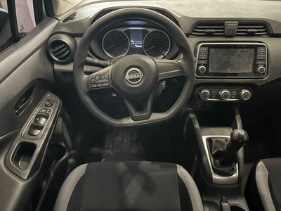 2025 Nissan Versa 4p Sense L4/1.6 Man