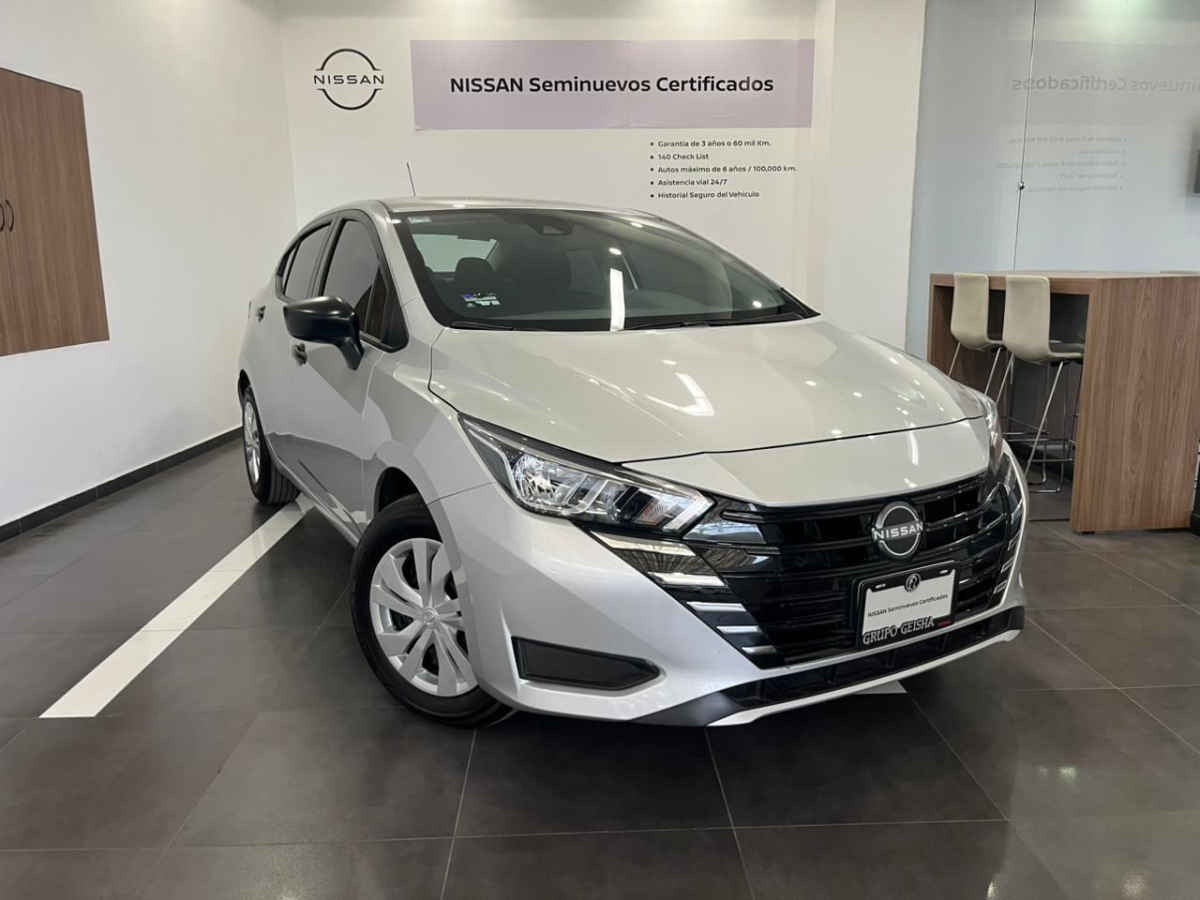 2025 Nissan Versa 4p Sense L4/1.6 Man