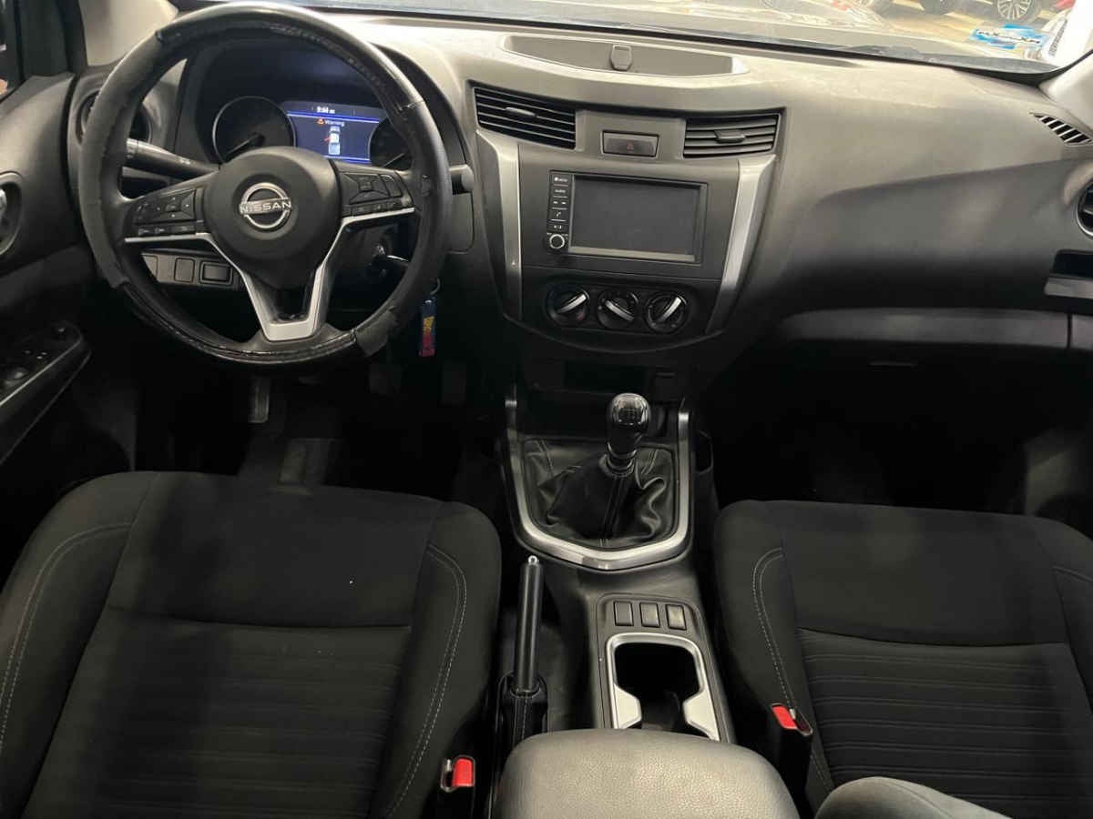 2023 Nissan Frontier 4p LE L4/2.5 Man