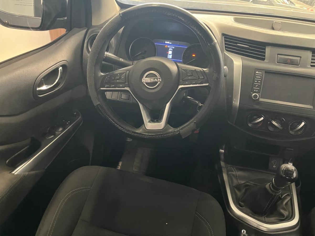 2023 Nissan Frontier 4p LE L4/2.5 Man