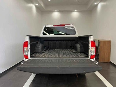 2024 Nissan Frontier 4p LE L4/2.5 Aut