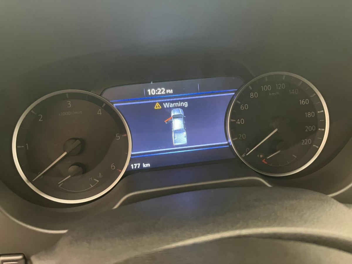 2024 Nissan Frontier 4p Platinum LE Diesel L4/2.5/T 4x4 Aut