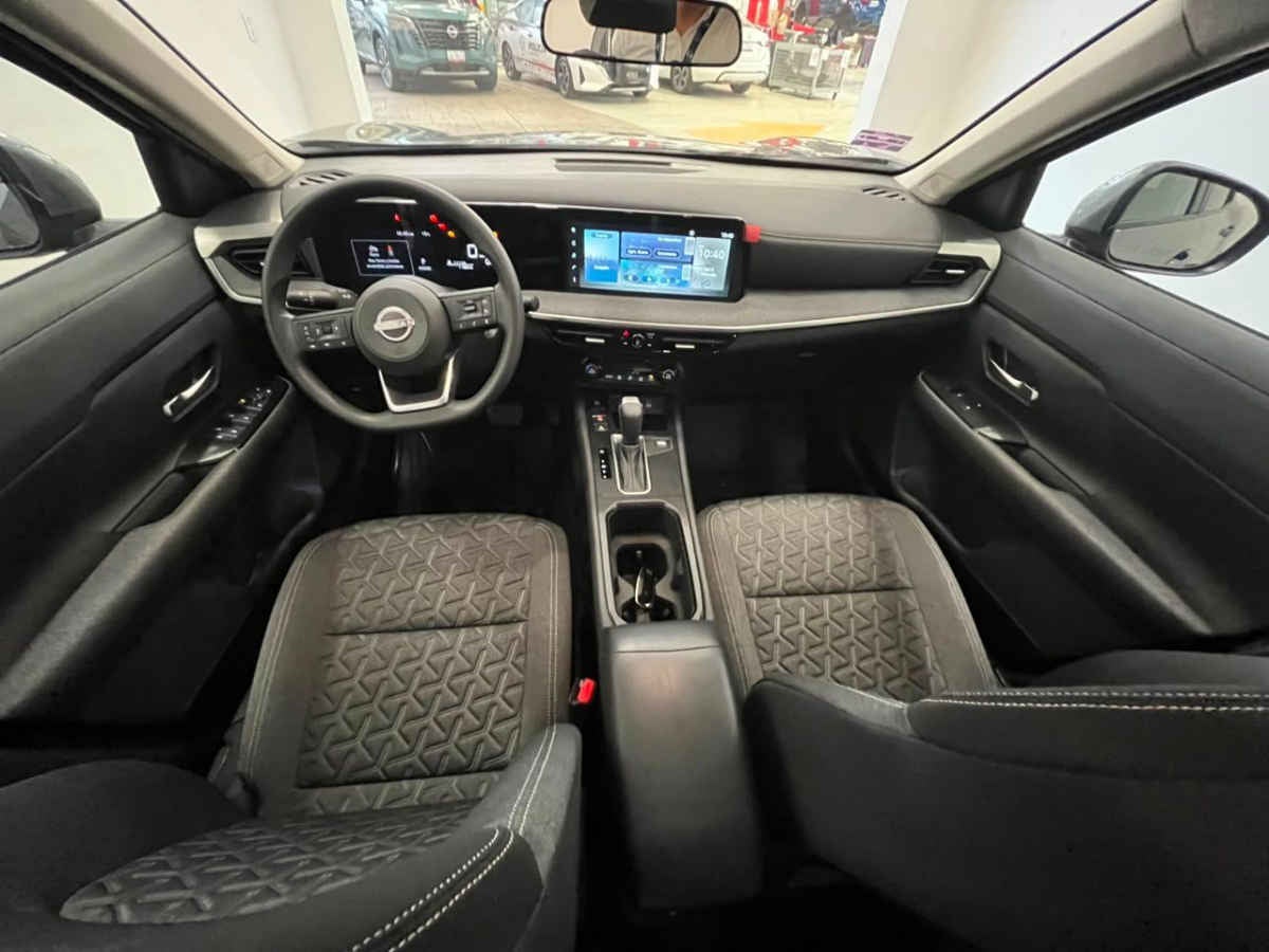 2025 Nissan Kicks 5p Advance L4/2.0 Aut