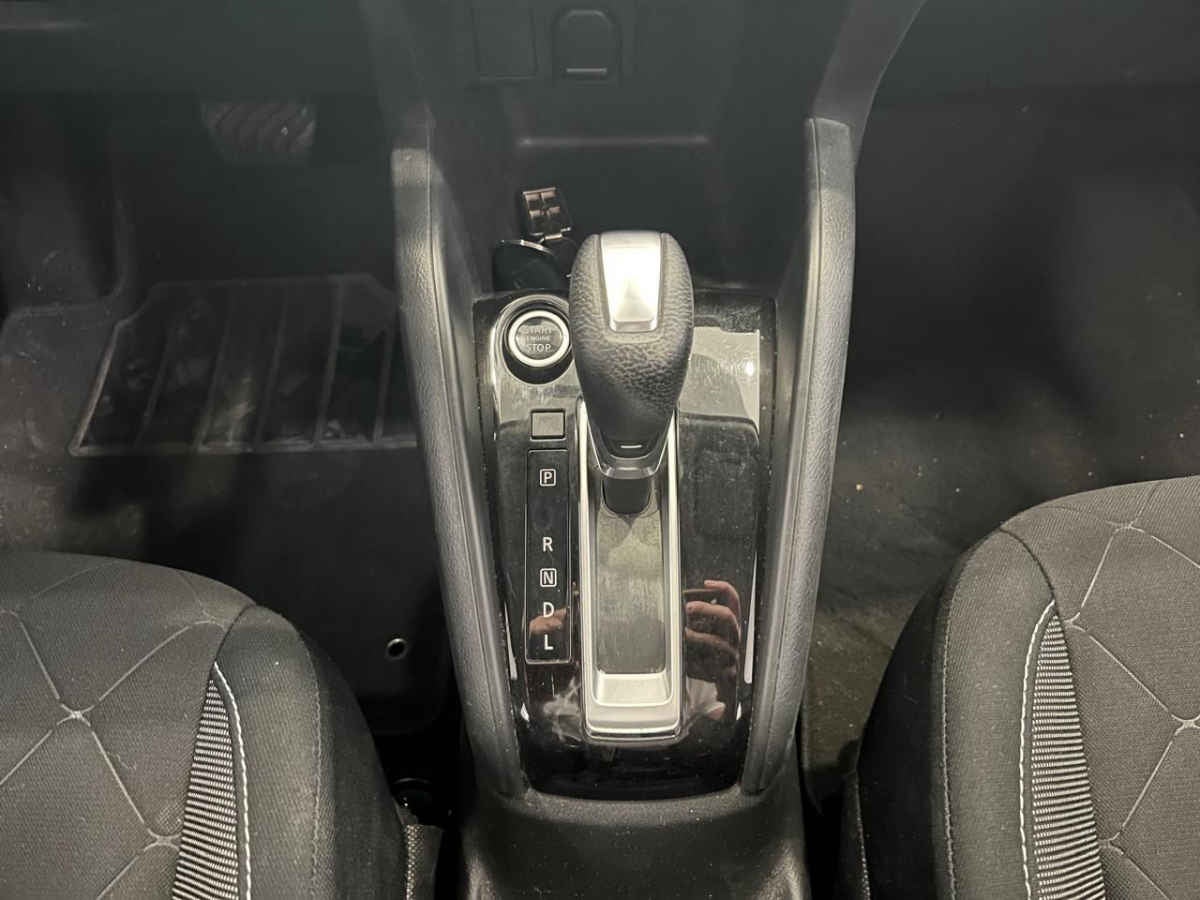 2020 Nissan Kicks 5p Advance L4/1.6 Aut