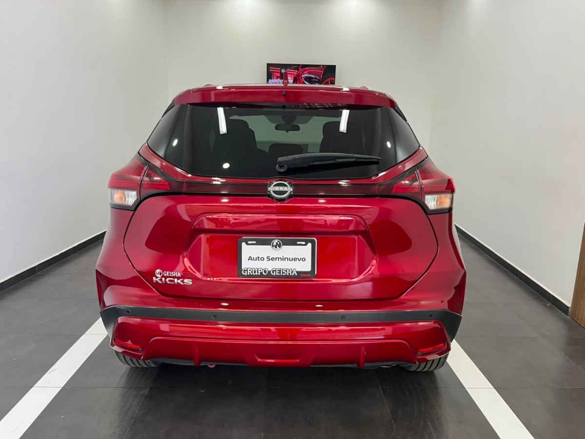 2023 Nissan Kicks 5p Platinum L4/1.6 Aut
