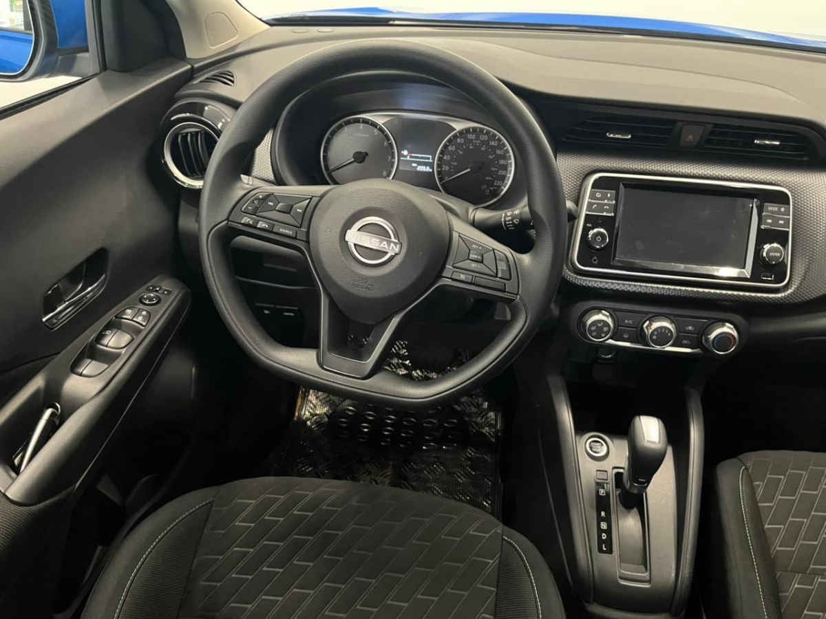 2025 Nissan Kicks 5p Advance L4/2.0 Aut