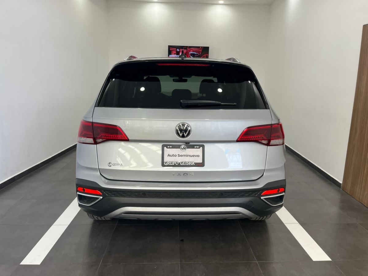 2024 Volkswagen Taos 5p Highline L4/1.4/T Aut