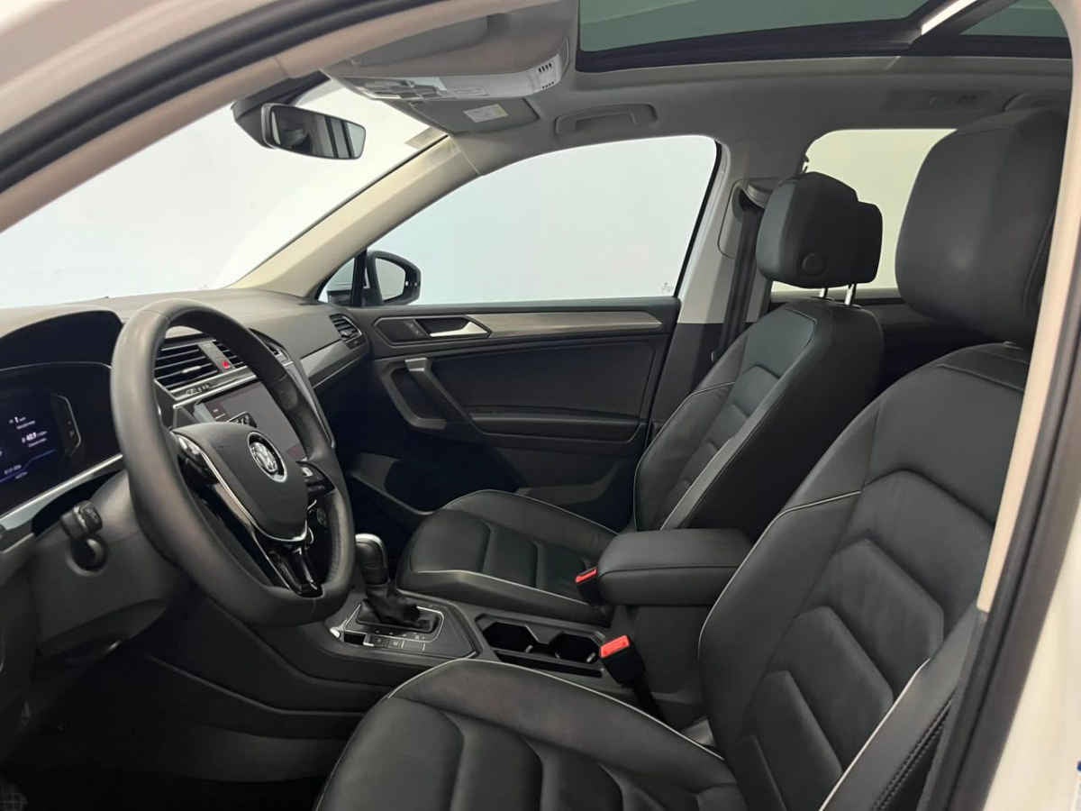 2021 Volkswagen Tiguan 5p Comfortline L4/1.4/T Aut Piel