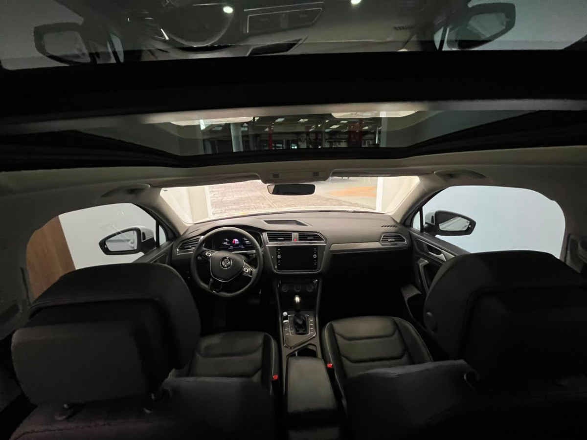 2021 Volkswagen Tiguan 5p Comfortline L4/1.4/T Aut Piel