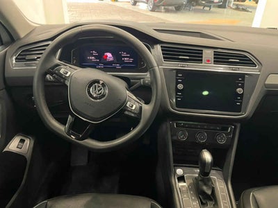 2021 Volkswagen Tiguan 5p Comfortline L4/1.4/T Aut Piel