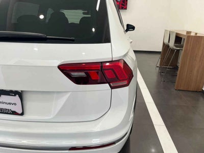2021 Volkswagen Tiguan 5p Comfortline L4/1.4/T Aut Piel