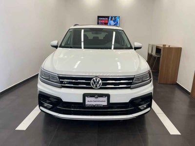 2021 Volkswagen Tiguan 5p Comfortline L4/1.4/T Aut Piel