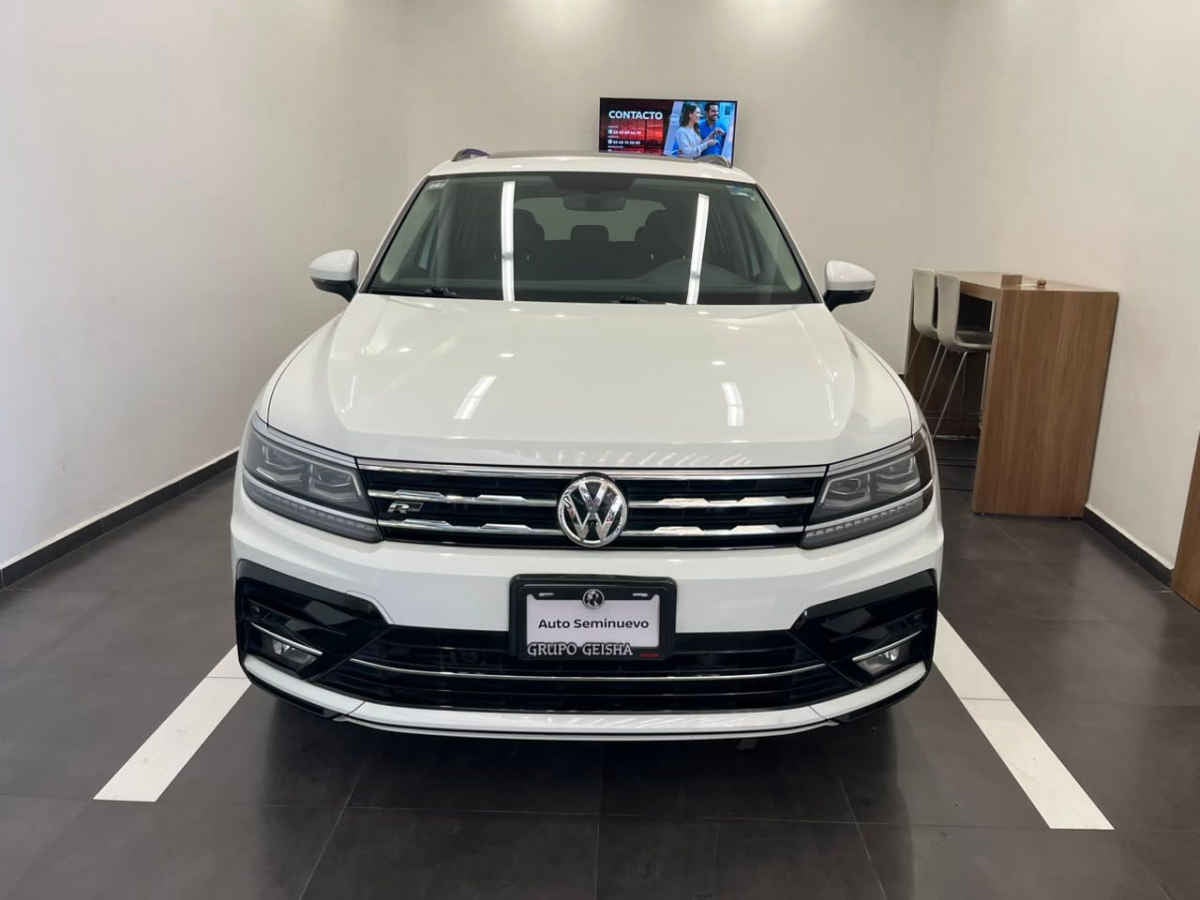 2021 Volkswagen Tiguan 5p Comfortline L4/1.4/T Aut Piel