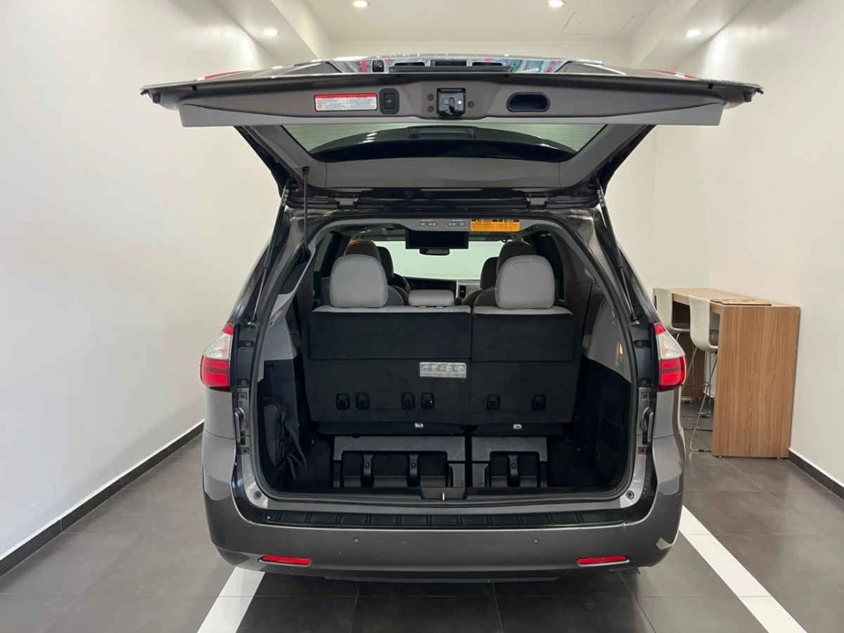 2018 Toyota Sienna 5p Limited V6/3.5 Aut