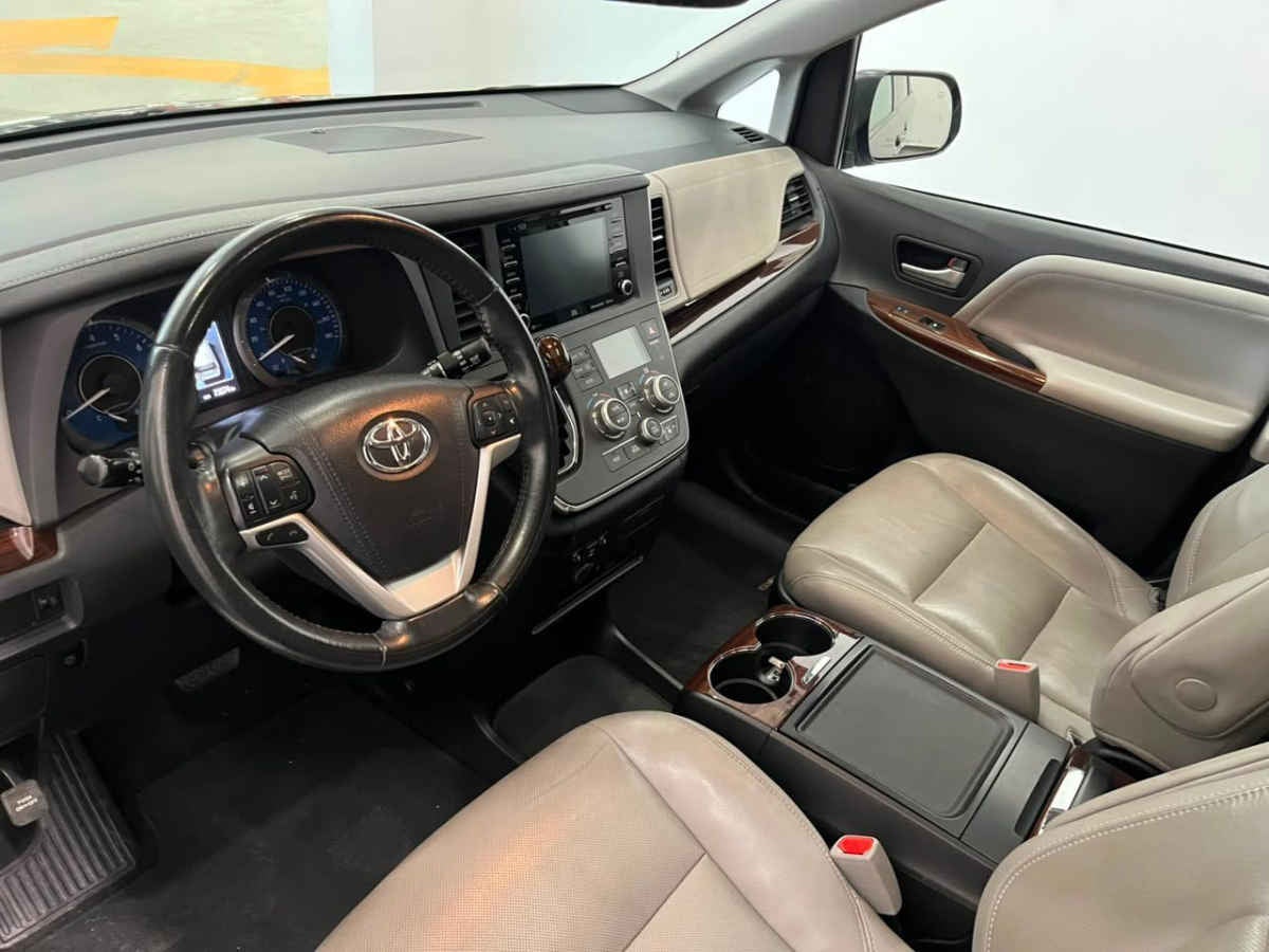 2018 Toyota Sienna 5p Limited V6/3.5 Aut