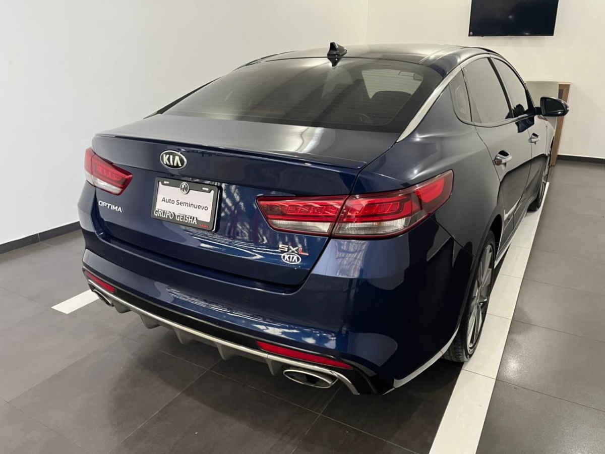 2018 Kia Optima 4p SXL  2.0T TA Piel QCP GPS Harman Kardon RA-18"