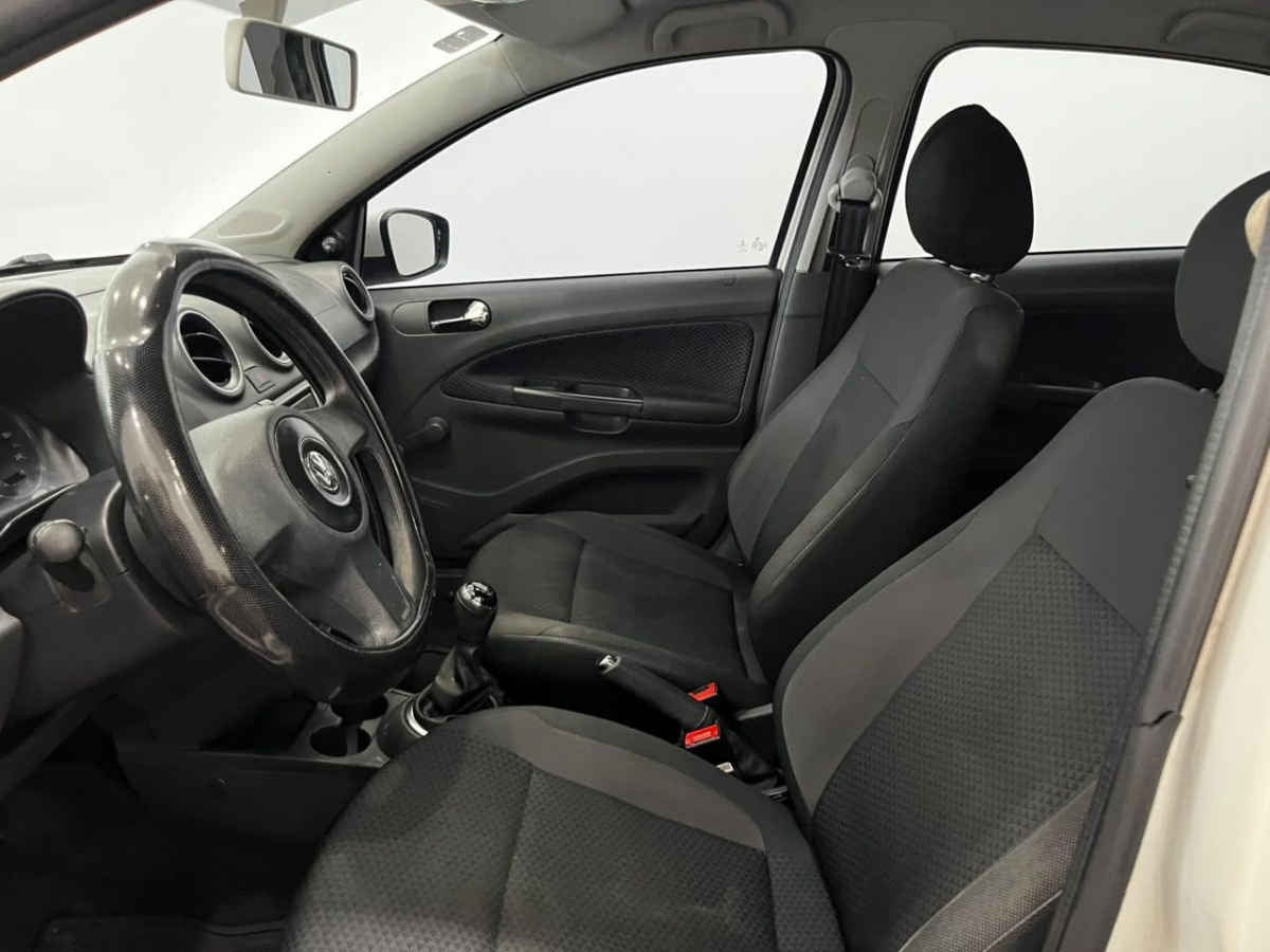 2016 Volkswagen Gol 5p CL L4/1.6 Man