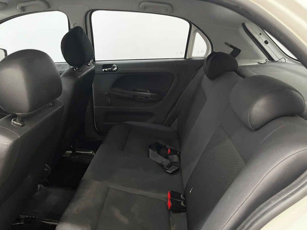 2016 Volkswagen Gol 5p CL L4/1.6 Man