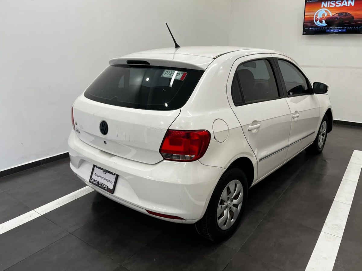 2016 Volkswagen Gol 5p CL L4/1.6 Man
