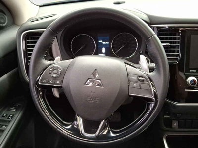 2022 Mitsubishi Outlander 5p SE L4/2.4 Aut