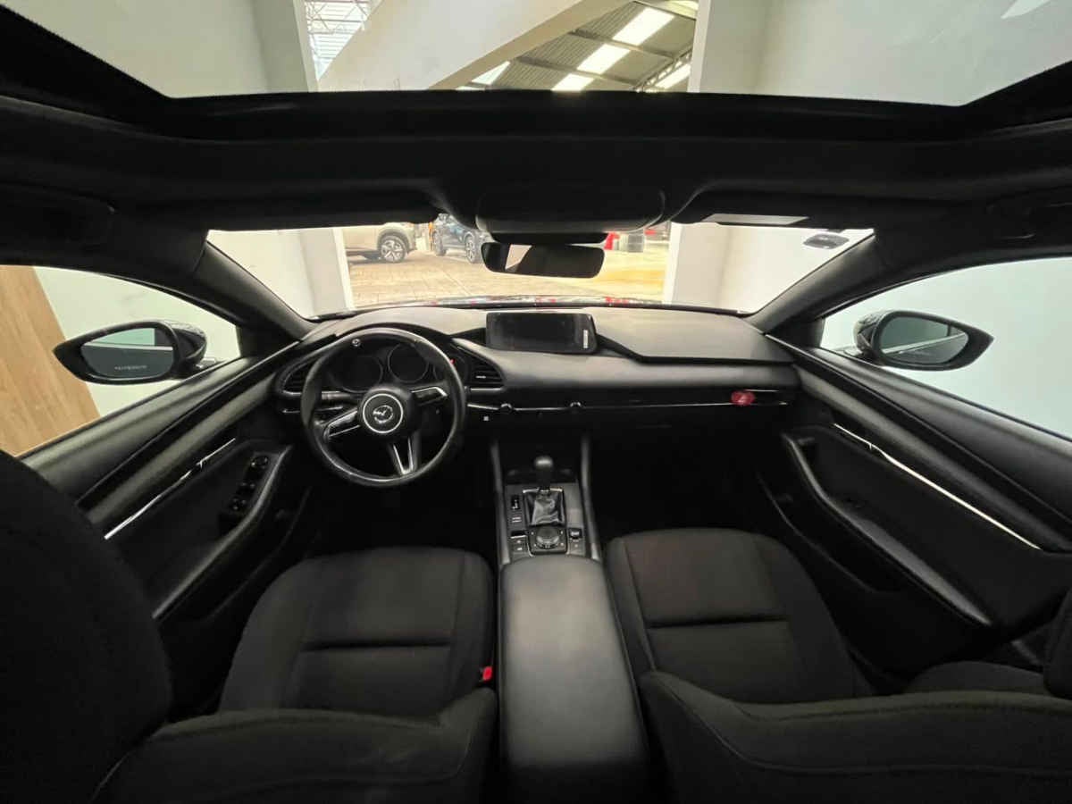 2025 Mazda Mazda 3 5p Hatchback i Sport L4/2.5 Aut