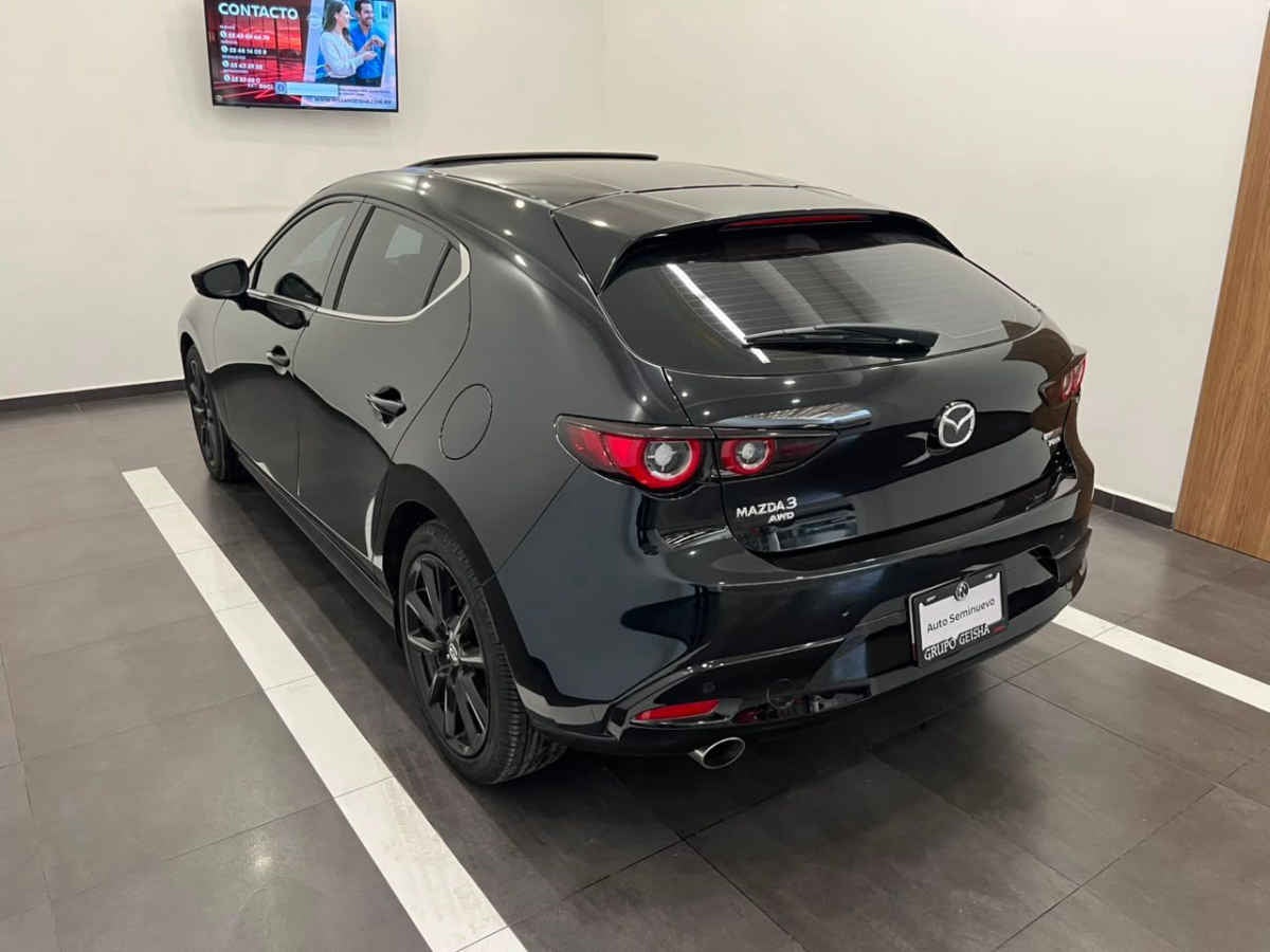 2025 Mazda Mazda 3 5p Hatchback Signature L4/2.5 Aut