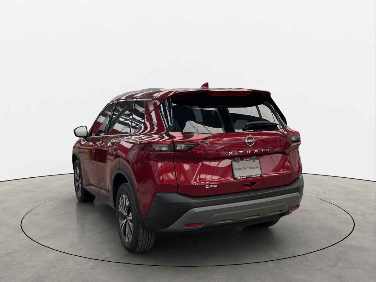 2023 Nissan X-Trail 5p Advance 2 Row L4/2.5 Aut