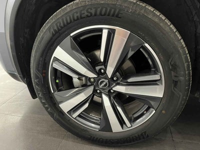 2025 Nissan X-Trail 5p Platinum Plus 2 Row L4/2.5 Aut