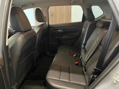 2025 Nissan X-Trail 5p Exclusive 2 Row L4/2.5 Aut