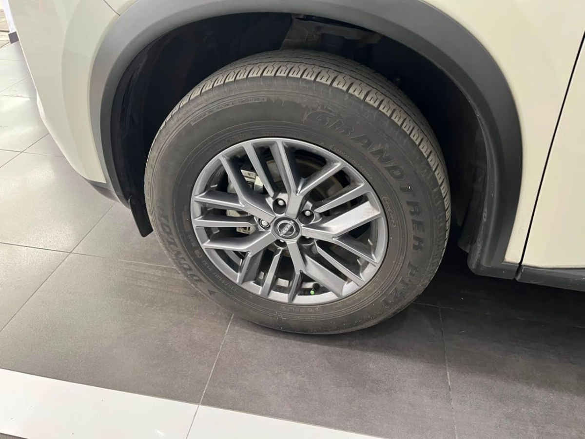 2023 Nissan X-Trail 5p Advance 2 Row L4/2.5 Aut