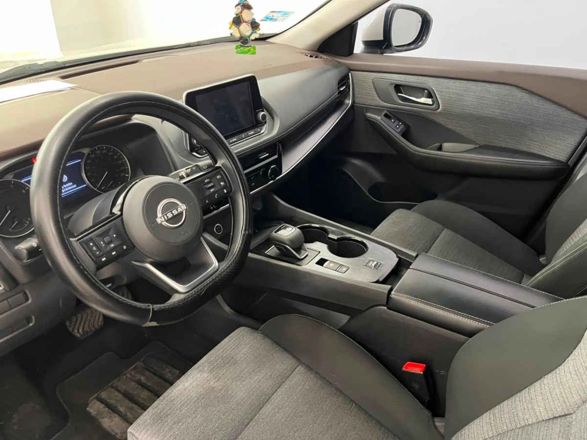 2023 Nissan X-Trail 5p Advance 2 Row L4/2.5 Aut
