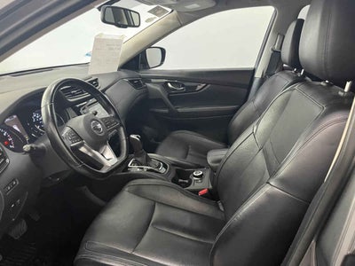 2022 Nissan X-Trail 5p Exclusive 3 L4/2.5 Aut Banca abatible