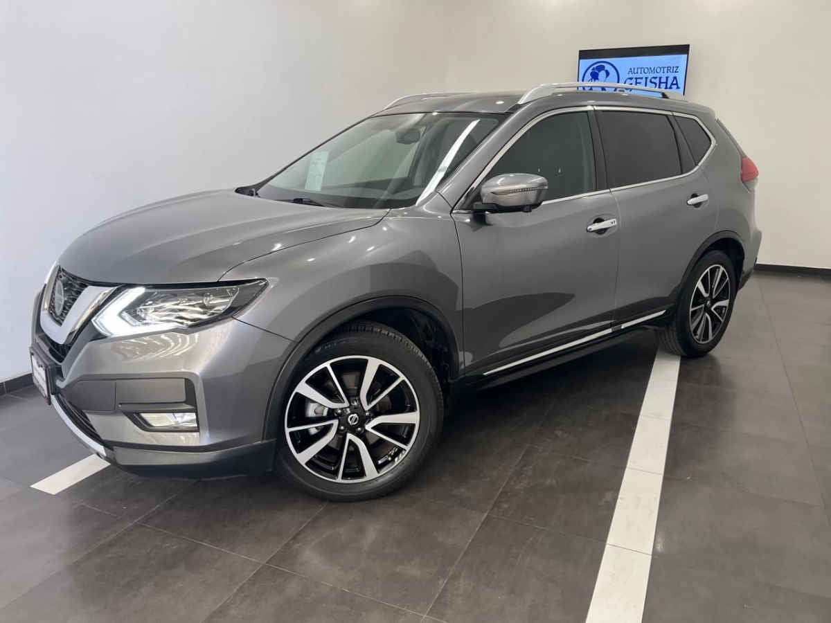 2022 Nissan X-Trail 5p Exclusive 3 L4/2.5 Aut Banca abatible
