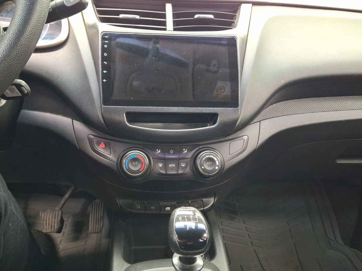 2020 Chevrolet Aveo 4p LT L4/1.5 Man (C)