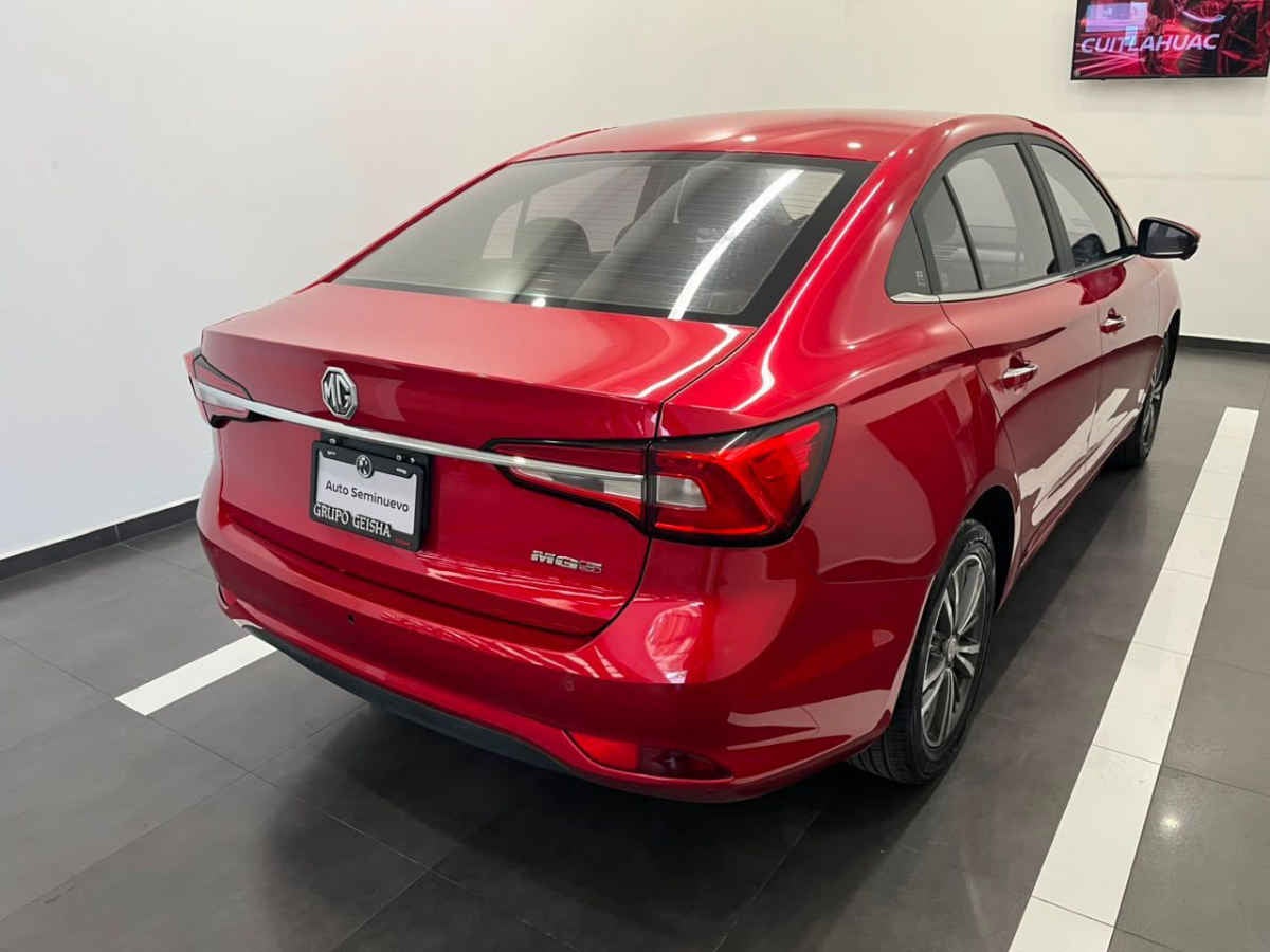 2023 MG MG5 4p Elegance L4/1.5 Aut